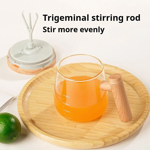 ماگ طرح همزن دار مدل EM-CUP