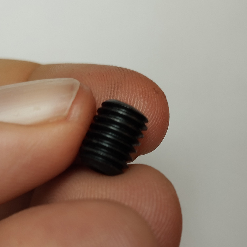 پیچ آلن مدل HI5 8Mx10MM بسته 10 عددی