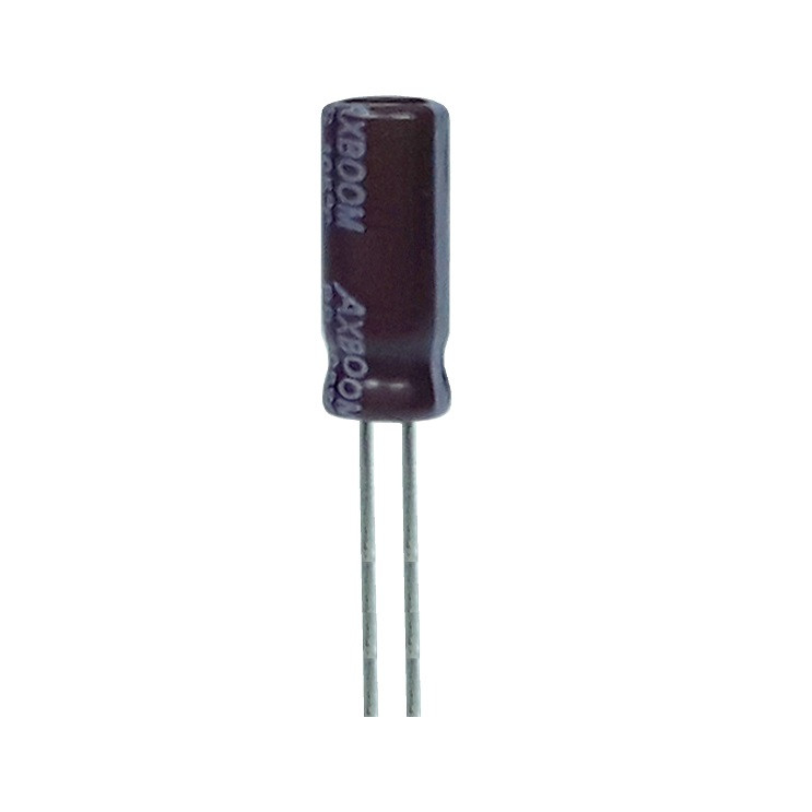 خازن الکترولیت 47 میکروفاراد 35 ولت آکسبوم مدل TEC-47035 بسته 4 عددی