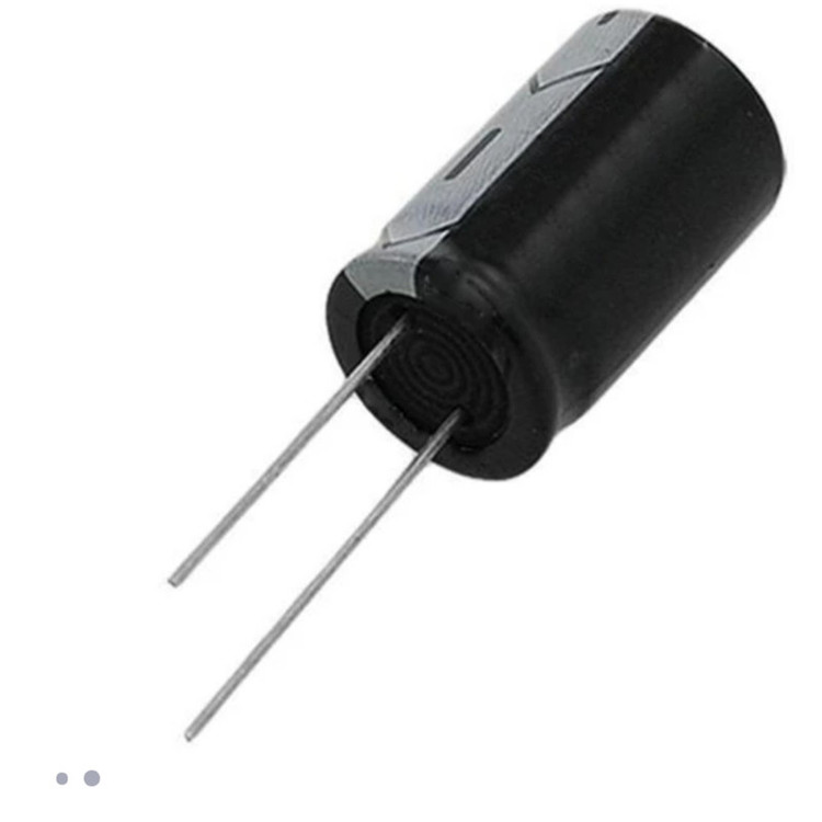 خازن الکترولیت 680 میکرو فاراد کد 16v