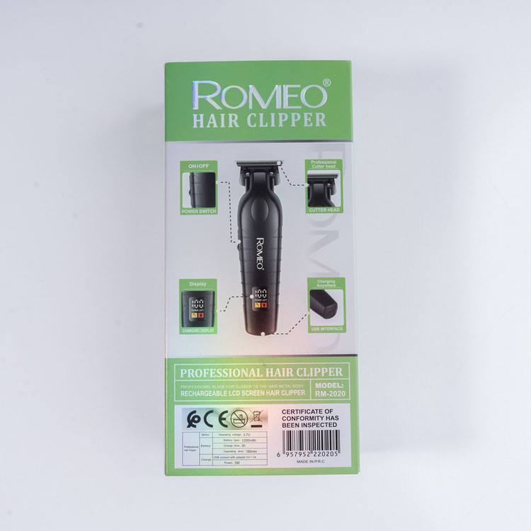 ماشین اصلاح موی سر و صورت رومئو مدل RM-2020 با تیغه سرامیکی، دور موتور 6800 دور در دقیقه، باتری 1200 میلیآمپر ساعت، نمایشگر LCD، طراحی ارگونومیک، شارژ با کابل USB، همراه با 4 شانه اصلاح