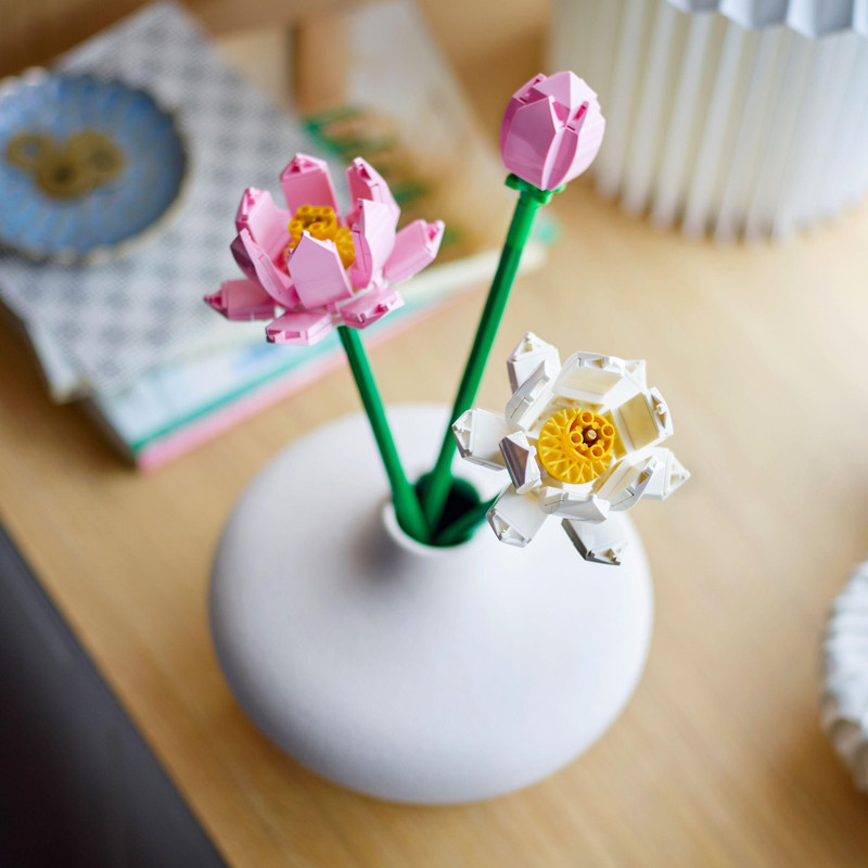 لگو سری Lotus Flowers کد 40647