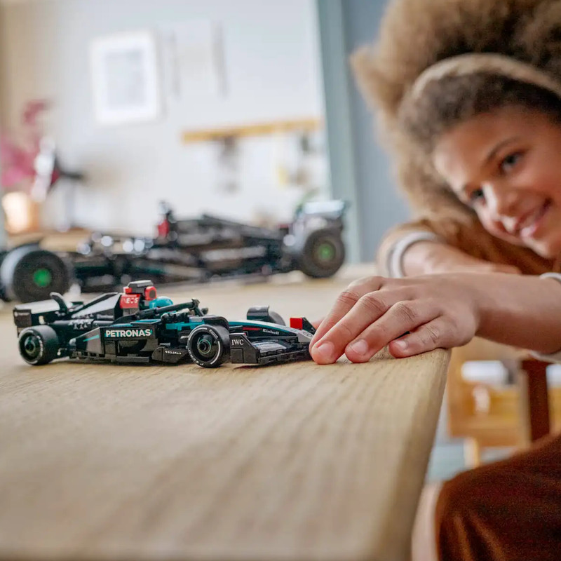 لگو 267 قطعه سری اسپید مدل Mercedes-AMG F1® W15 Race Car کد 77244