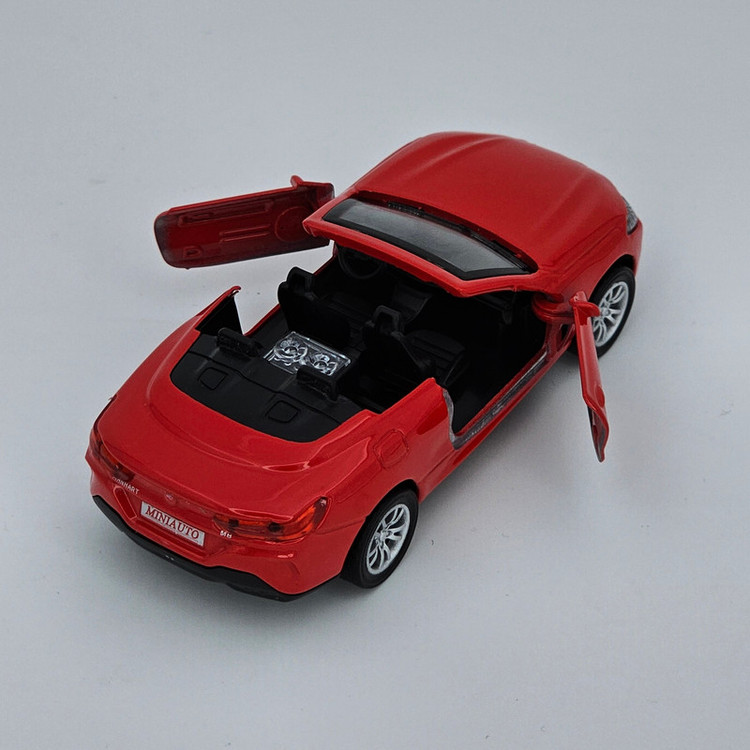 ماشین بازی مدل bmw m4