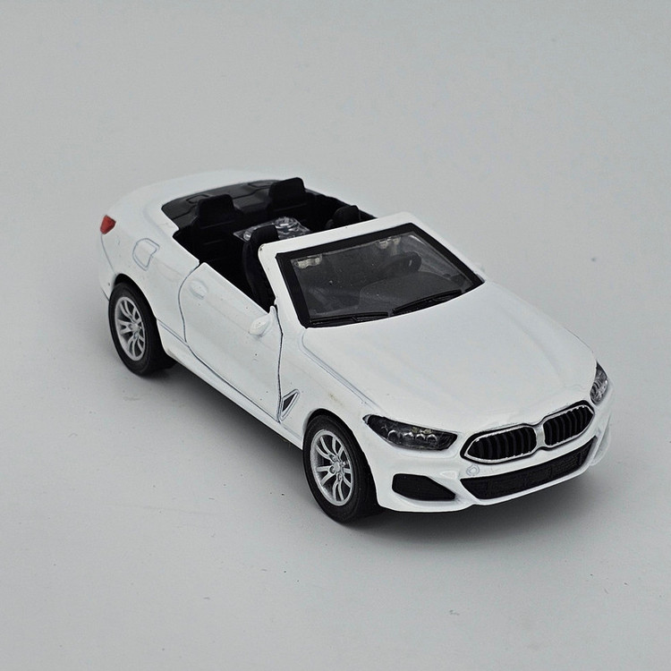 ماشین بازی مدل bmw m4