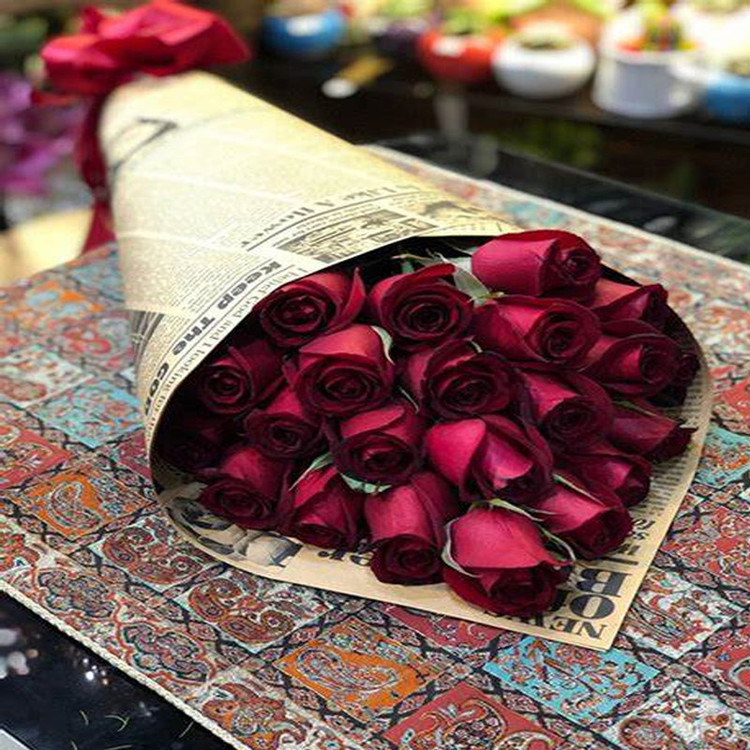 کاغذ کادو مدل Newspaper مجموعه 10 عددی