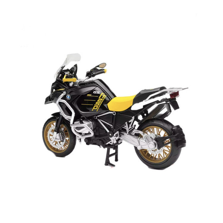 موتور بازی مدل بی ام و R1250 gs