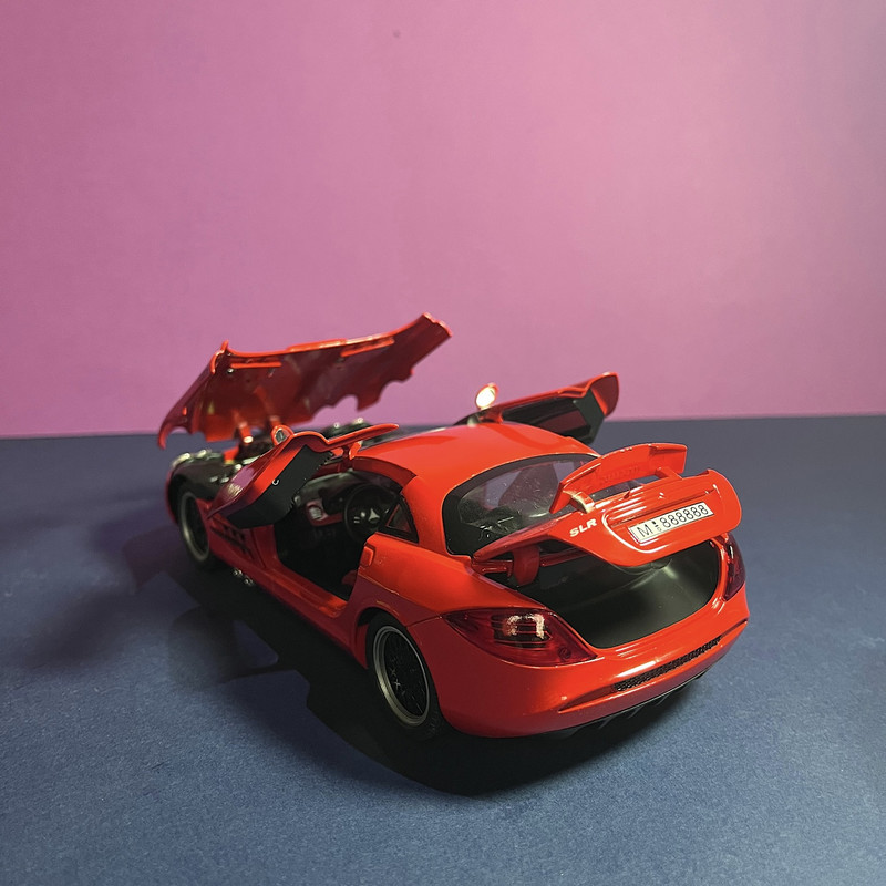 ماکت ماشین مدل مرسدس بنز SLR
