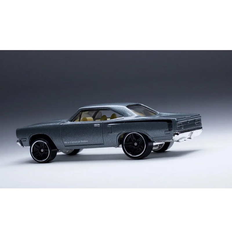 ماشین بازی ماتیل مدل ROAD RUNNER طرح پلیموث(Plymouth) سال1970 کد4/5